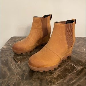 Sorel Women's Wedge Boots in Brown Size 7.5